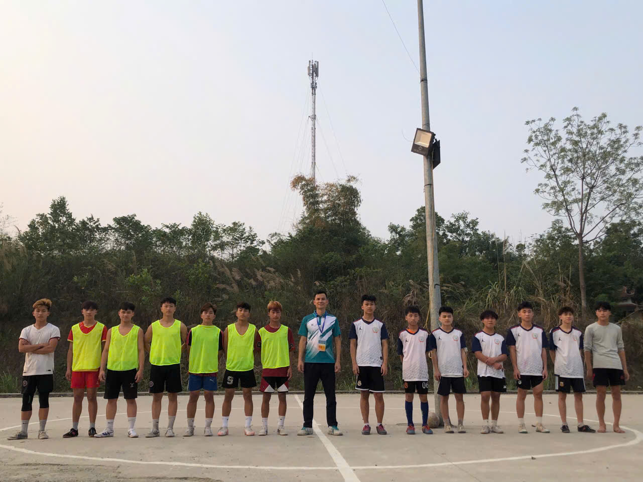 Giải thể thao chào mừng kỷ niệm 94 năm ngày thành lập Đoàn Thanh niên cộng sản Hồ Chí Minh của Trường Cao đẳng Luật Miền Bắc