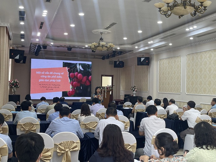 https://pbgdpl.moj.gov.vn/qt/tintuc/PublishingImages/N%C4%83m%202022/Th%C3%A1ng%2005/2jhytr%E1%BB%B5itr.jpg